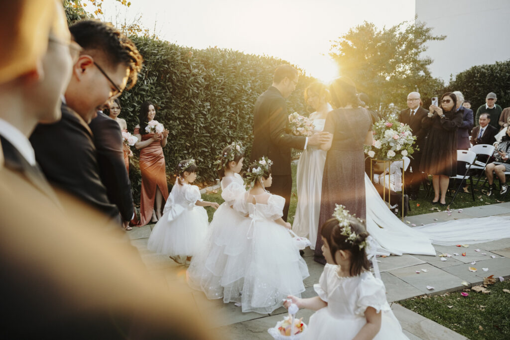 Phuong - Thuan XT5Z7475 Social 2048 - Documentary Wedding Photographer | Reflect Your True Beauty 27