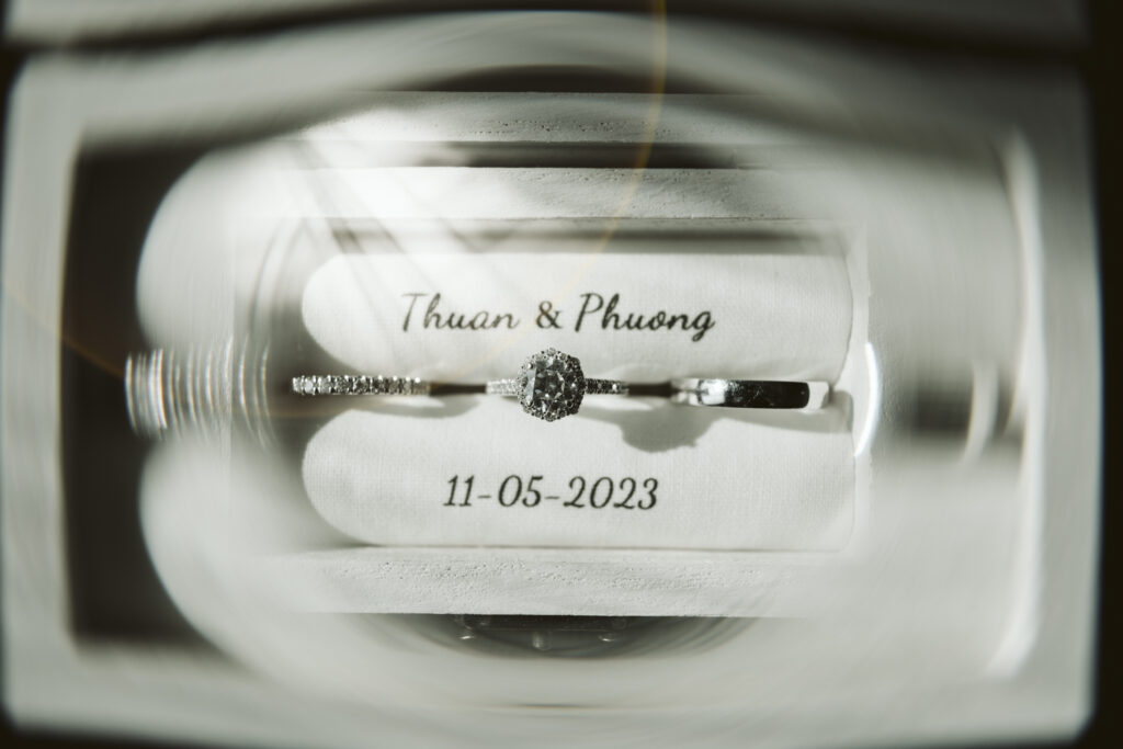 Phuong - Thuan XT5Z9421 Web hires 2400 - Documentary Wedding Photographer | Reflect Your True Beauty 27
